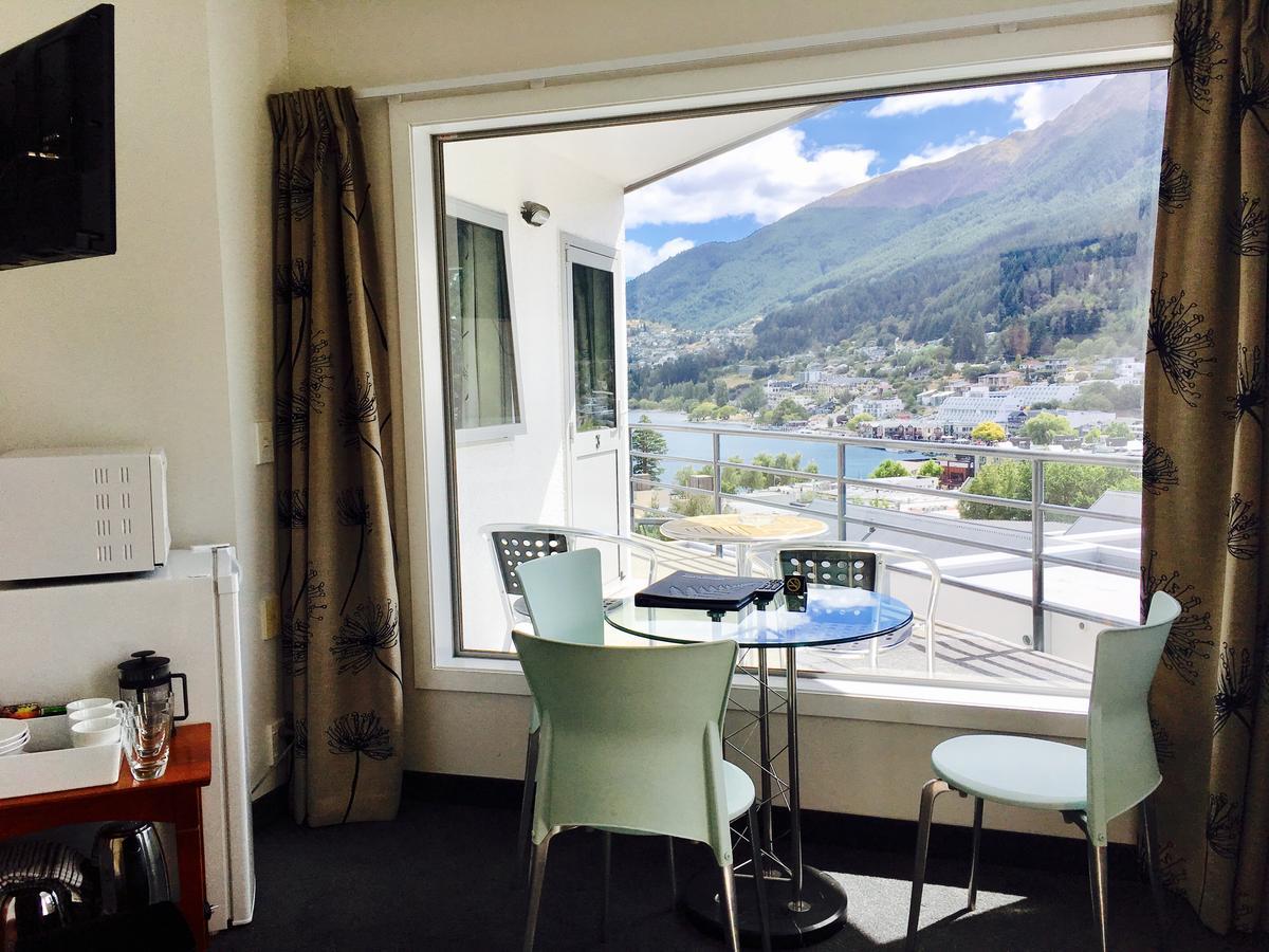 Caples Court Motel&Apartments Queenstown Extérieur photo