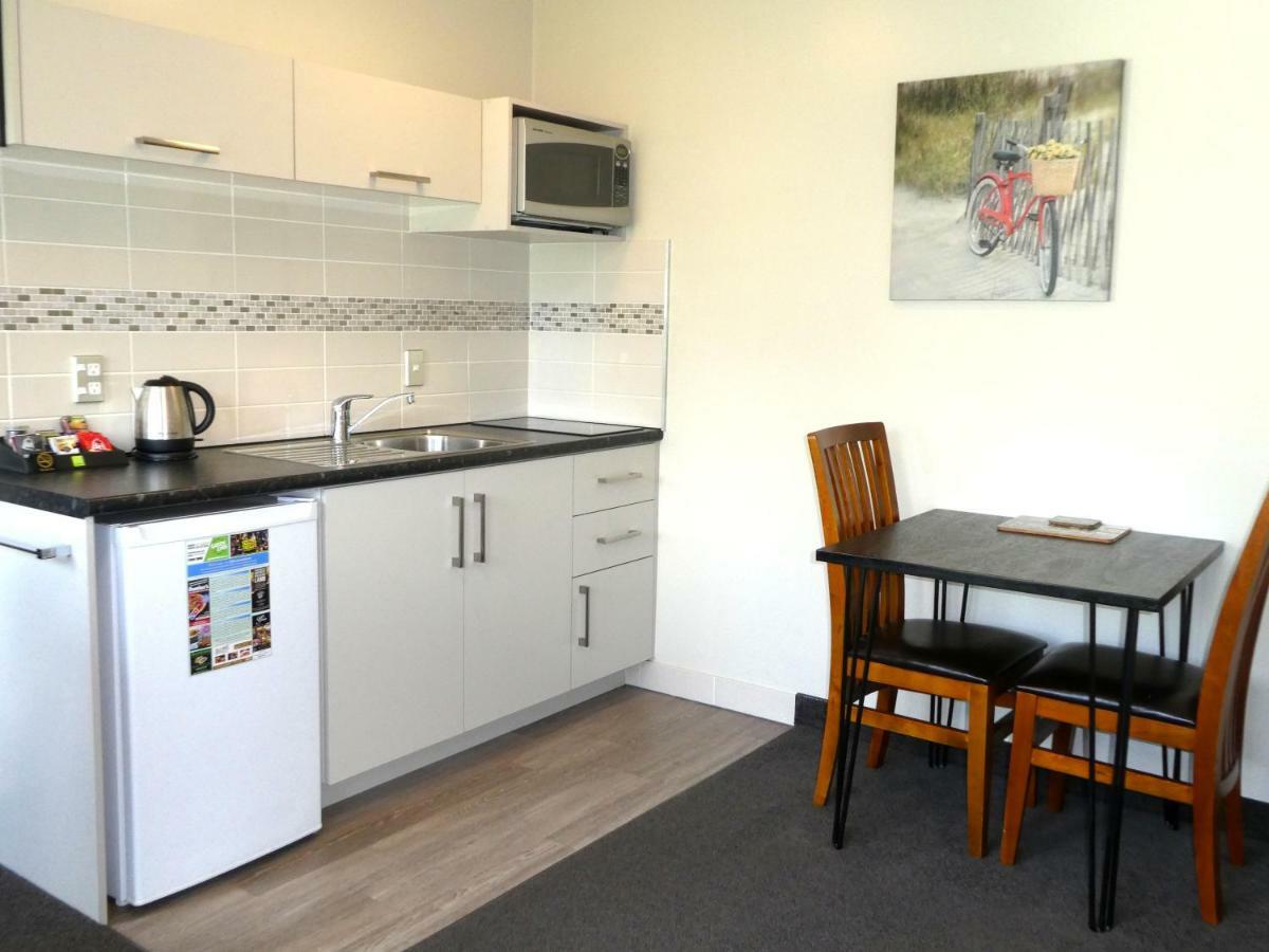 Caples Court Motel&Apartments Queenstown Extérieur photo